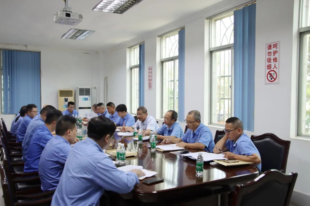 海南礦業(yè)召開第四屆職工代表大會第一次會議6.jpg
